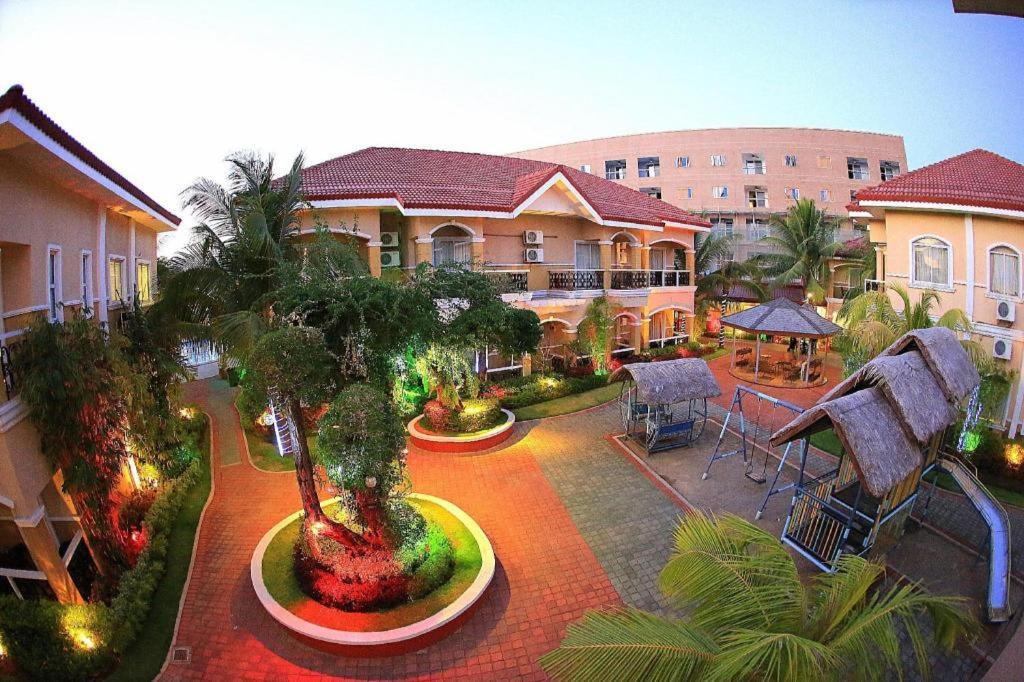 Moonbay Marina The Villas Олонгапо Екстериор снимка