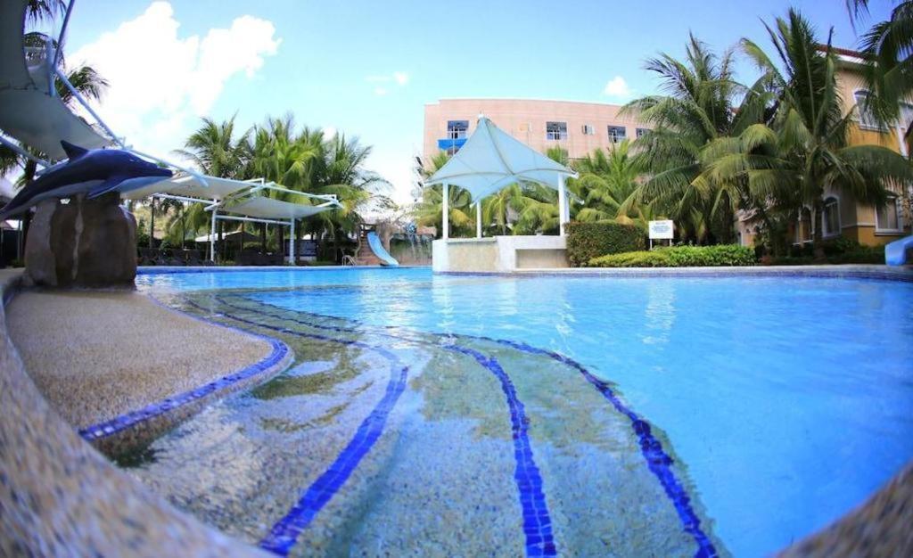 Moonbay Marina The Villas Олонгапо Екстериор снимка