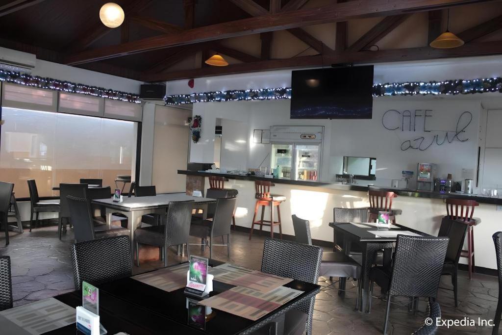 Moonbay Marina The Villas Олонгапо Екстериор снимка