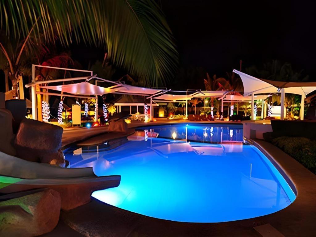 Moonbay Marina The Villas Олонгапо Екстериор снимка